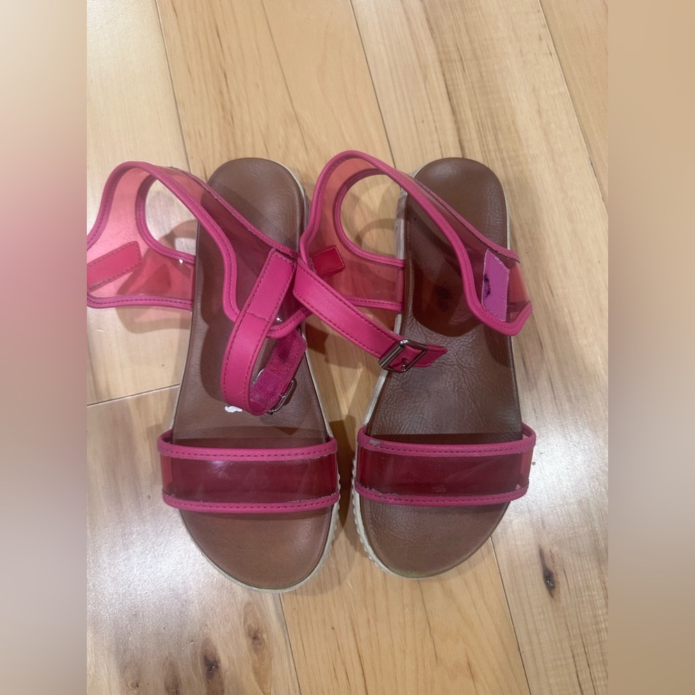 Sandals for kids size 4